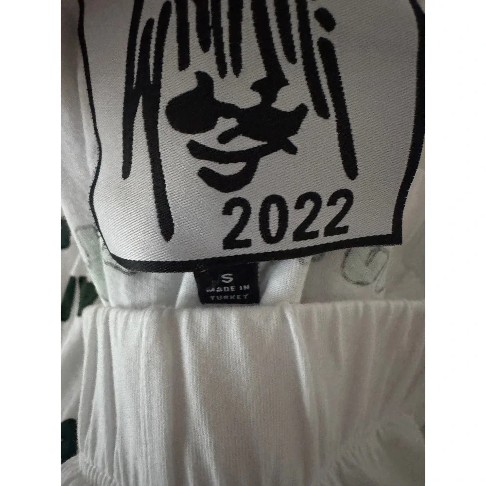 Glo Gang 2022 Merry Christmas Pajama Set White Multi Language‎ Womens Small 2pc